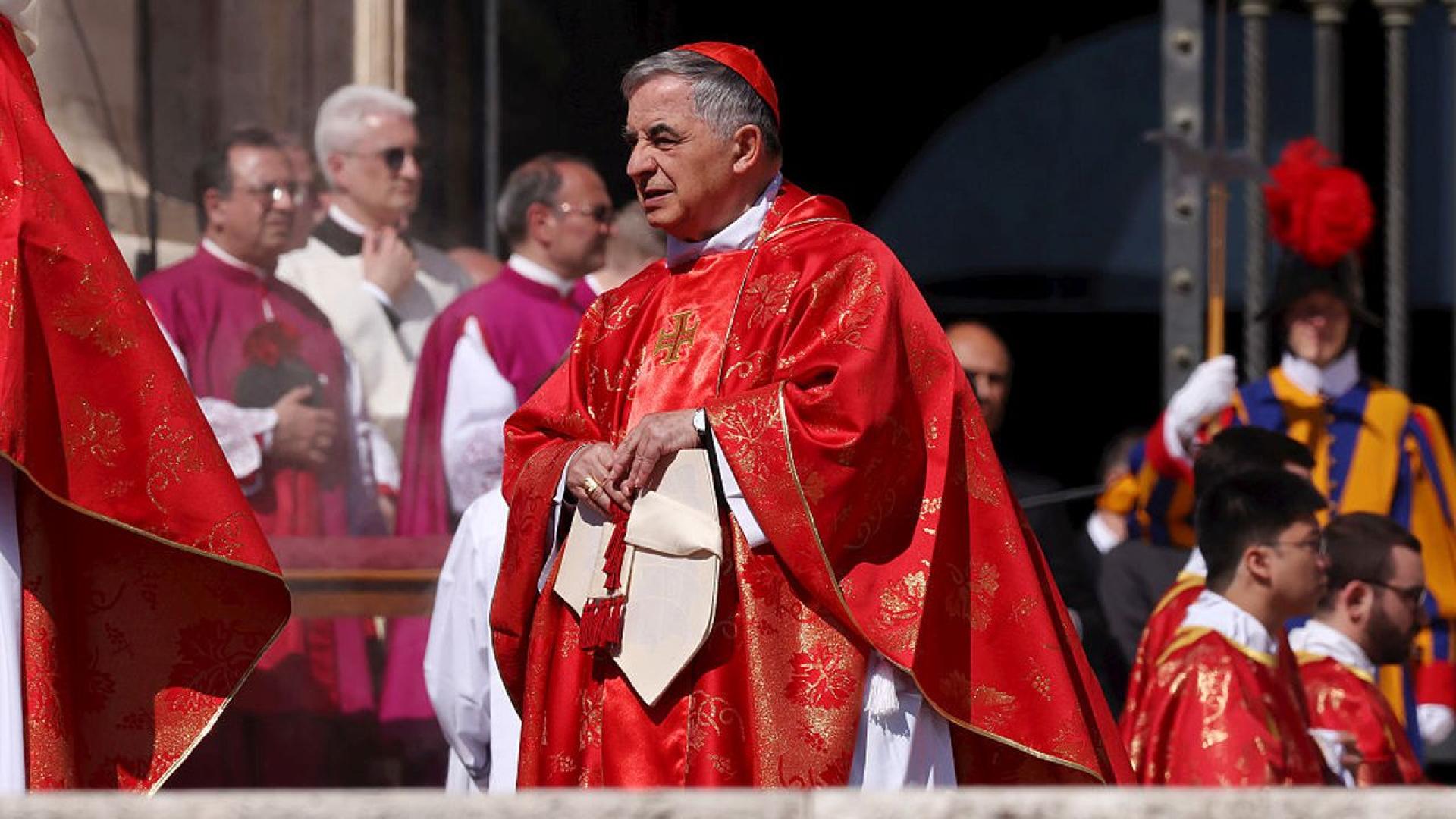 Кардинал осъден за финансови престъпления от Ватикана обяви във вторник