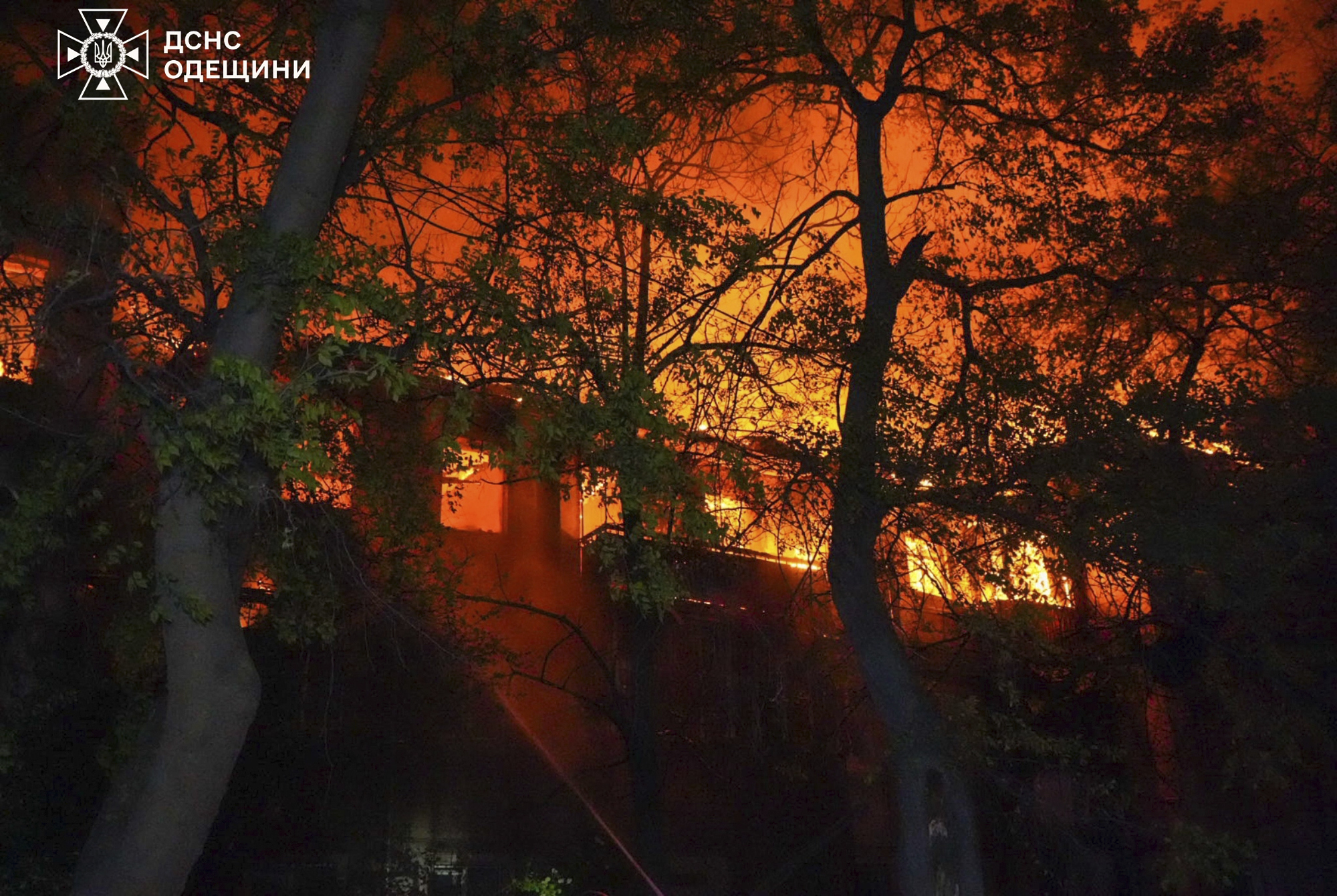 Одеса е атакувана, взривове във всички райони на града