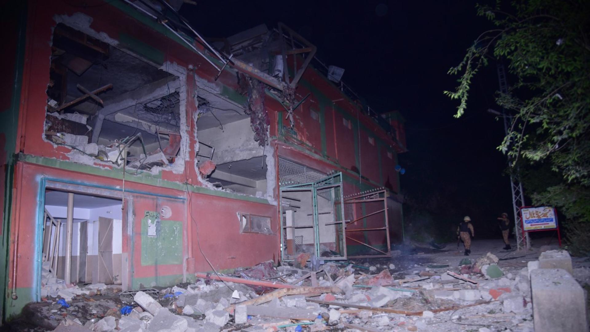 Индия нанесе военни удари по цели в Пакистан съобщиха и