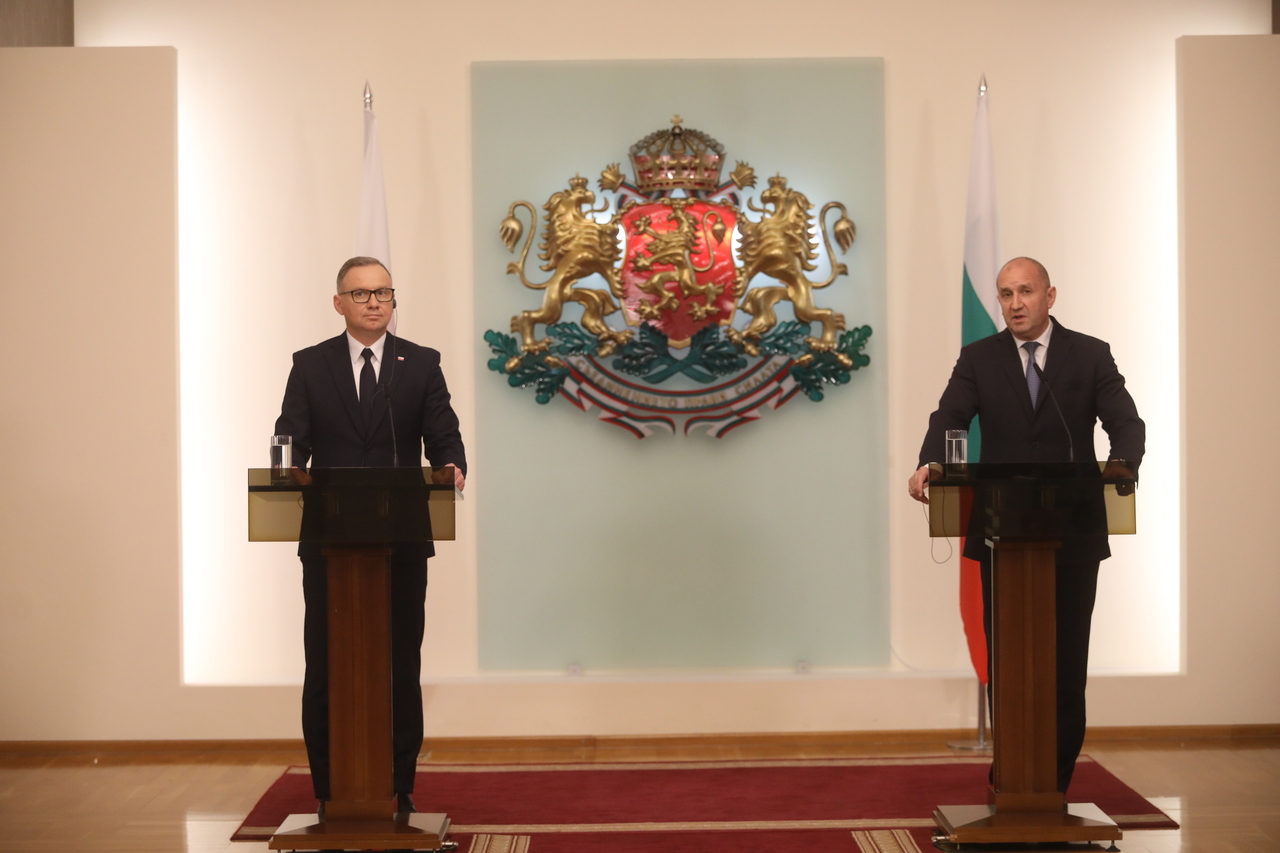 <p>Румен Радев посрещна полския си колега в президентството.</p>