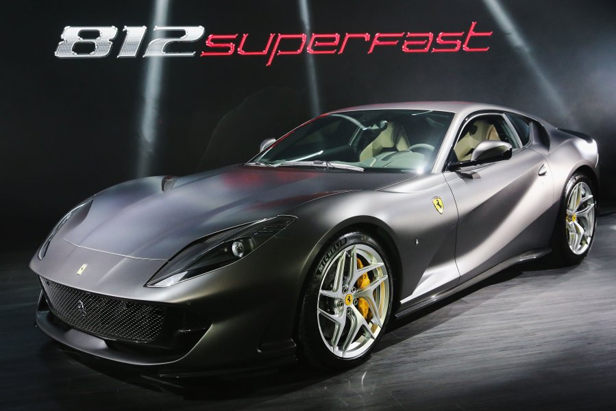 Ferrari 812 Superfast1