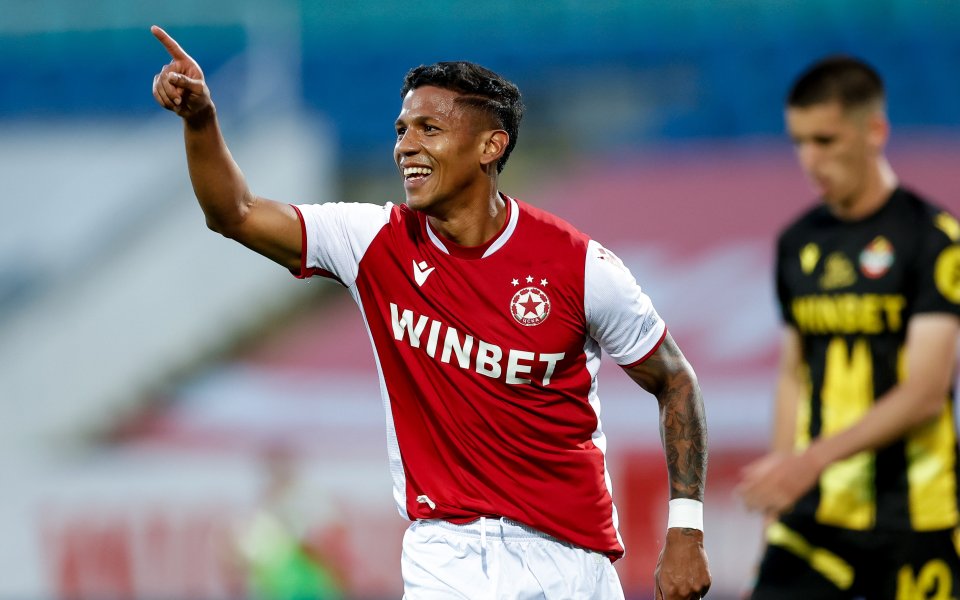 Бивш ас на ЦСКА пред трансфер в Левски