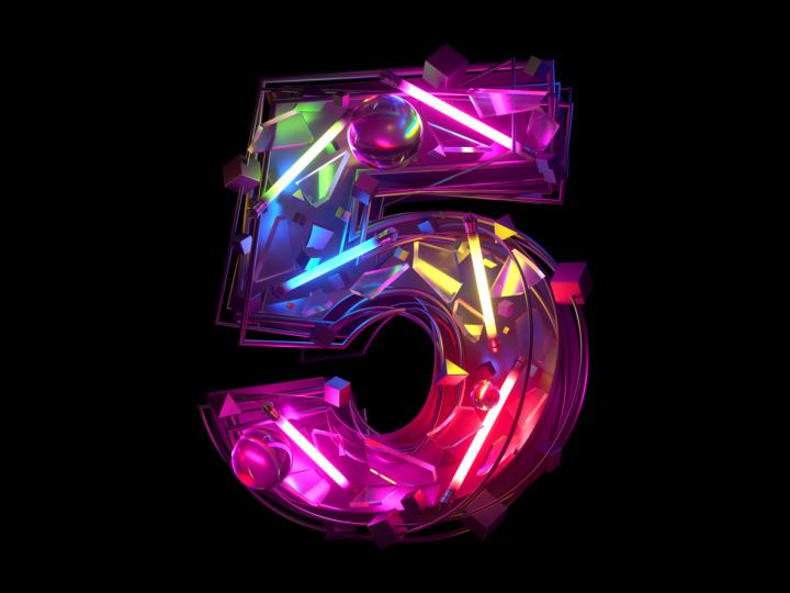 <p><strong>ВИБРАЦИЯ 5<br />
За родените на 5, 14, 23</strong><br />
Нещо ново и вълнуващо ще привлече вниманието ви и ще раздвижи ежедневната рутина. Ще ви се наложи да проявите адаптивност, но тя ще ви изведе към неочаквани ползи. Приключенията днес могат да започнат от най-обикновен разговор.</p>

<p><em><strong><a href="https://www.edna.bg/numerologia_prognozi" target="_blank">Научете Вашата нумерологична&nbsp;прогноза&nbsp;за деня, седмицата, месеца и годината в секцията на Edna.bg НУМЕРОЛОГИЯ</a></strong></em></p>