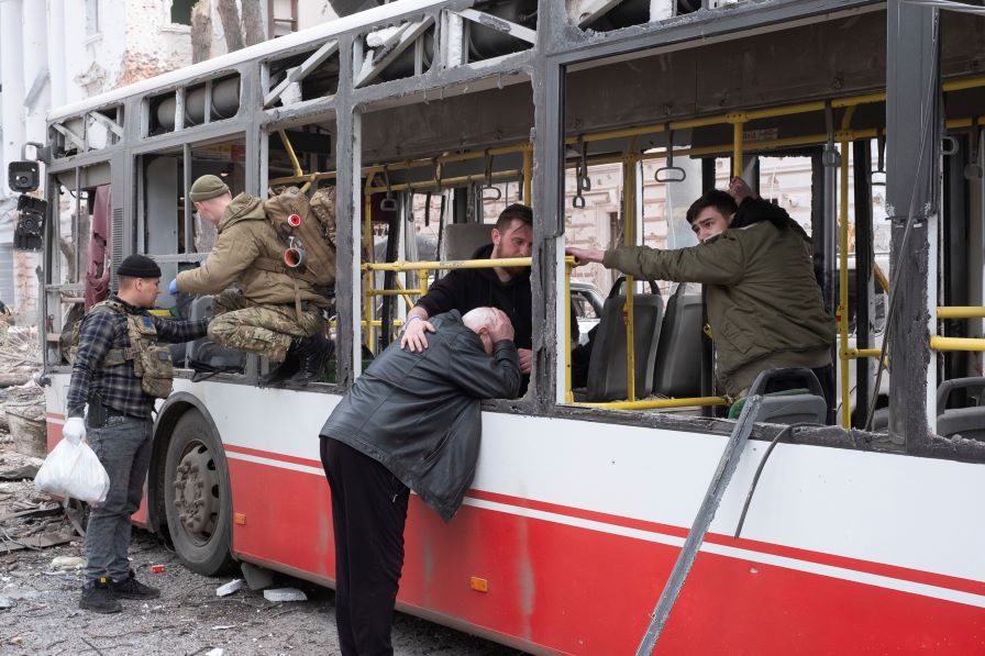 Девет цивилни загинаха при руско нападение с дрон в Украйна
