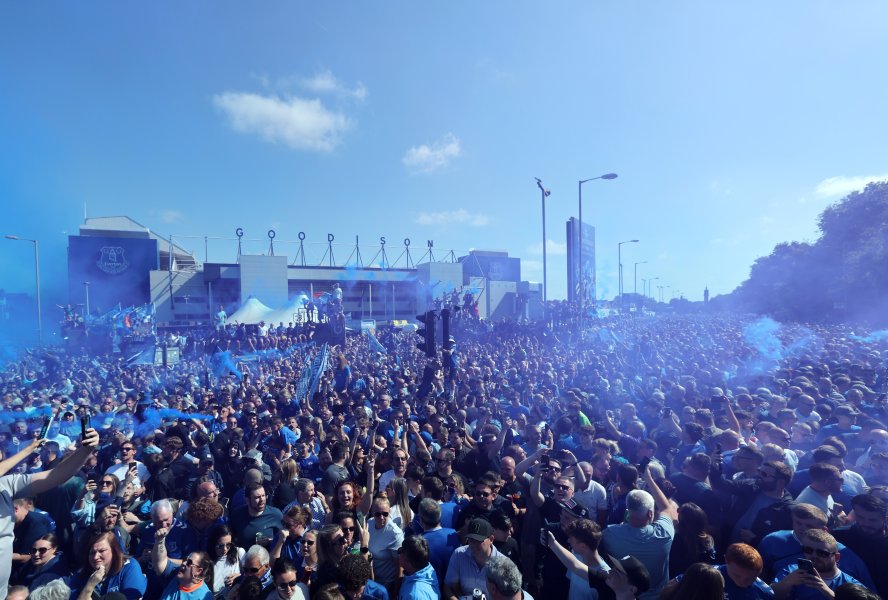 Последен мач на Гудисън Парк1