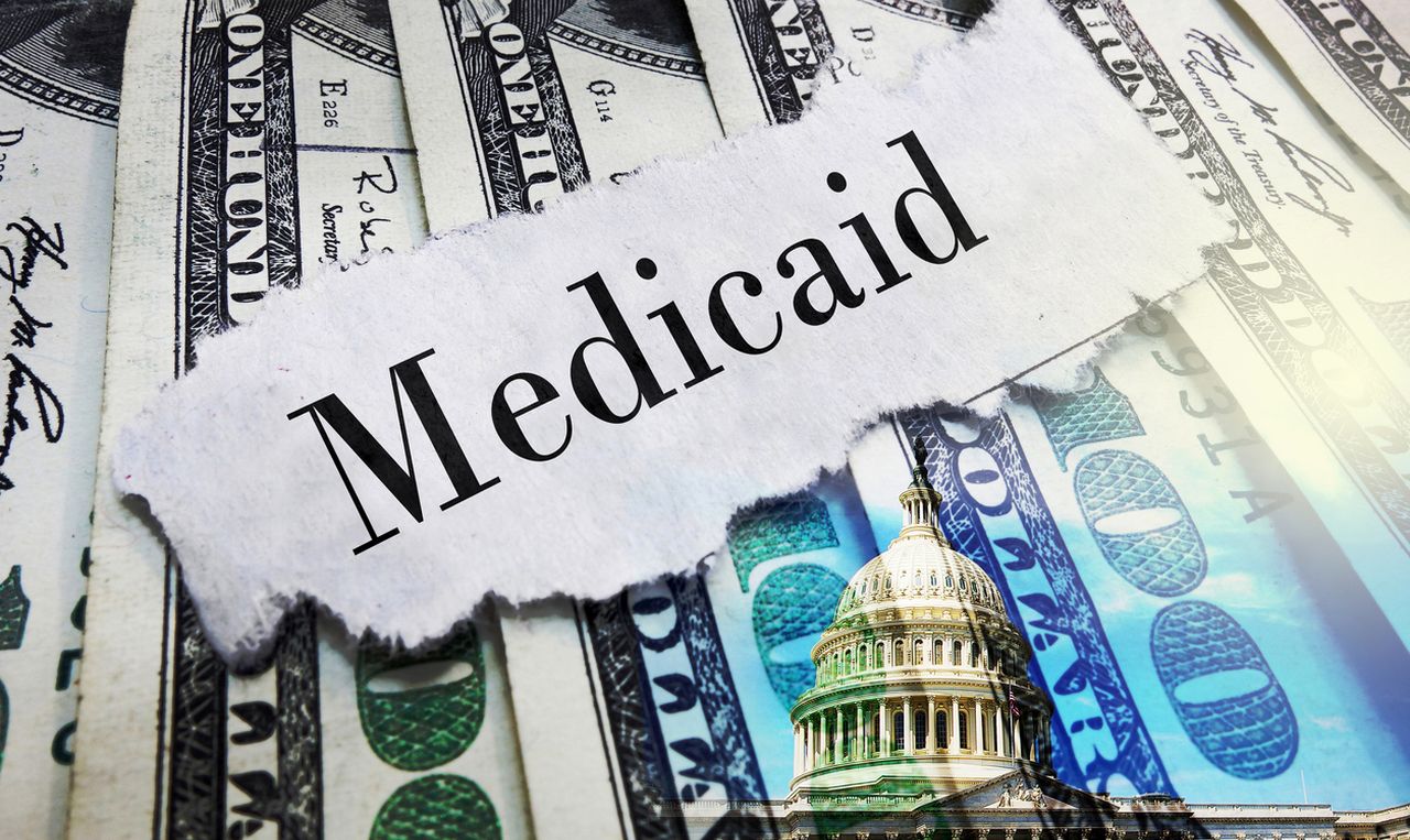 Между Тръмп и Байдън: Бъдещето на социалните услуги по Medicaid