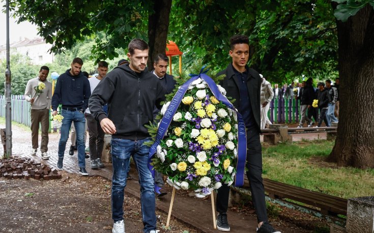 Левски отбеляза 111-ата си годишнина, но без Сираков и Боримиров (снимки)
