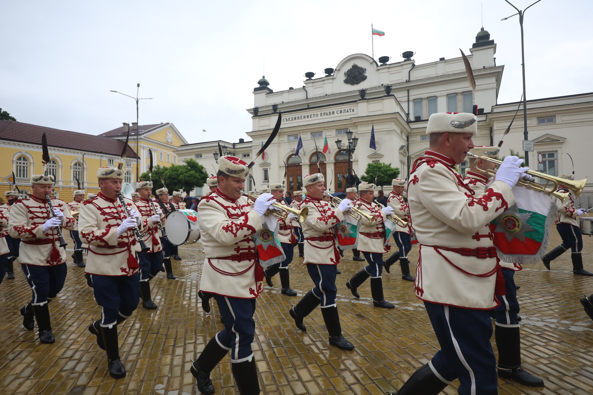 <p>Празничното шествие за 24 май в София</p>