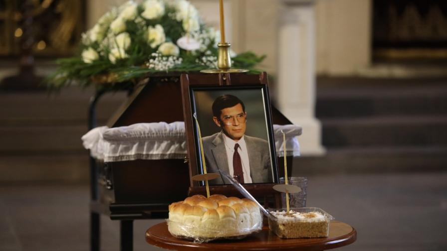 Последно сбогом с журналиста Красимир Ганев (СНИМКИ)