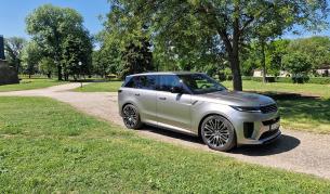 Range Rover Sport SV Edition One