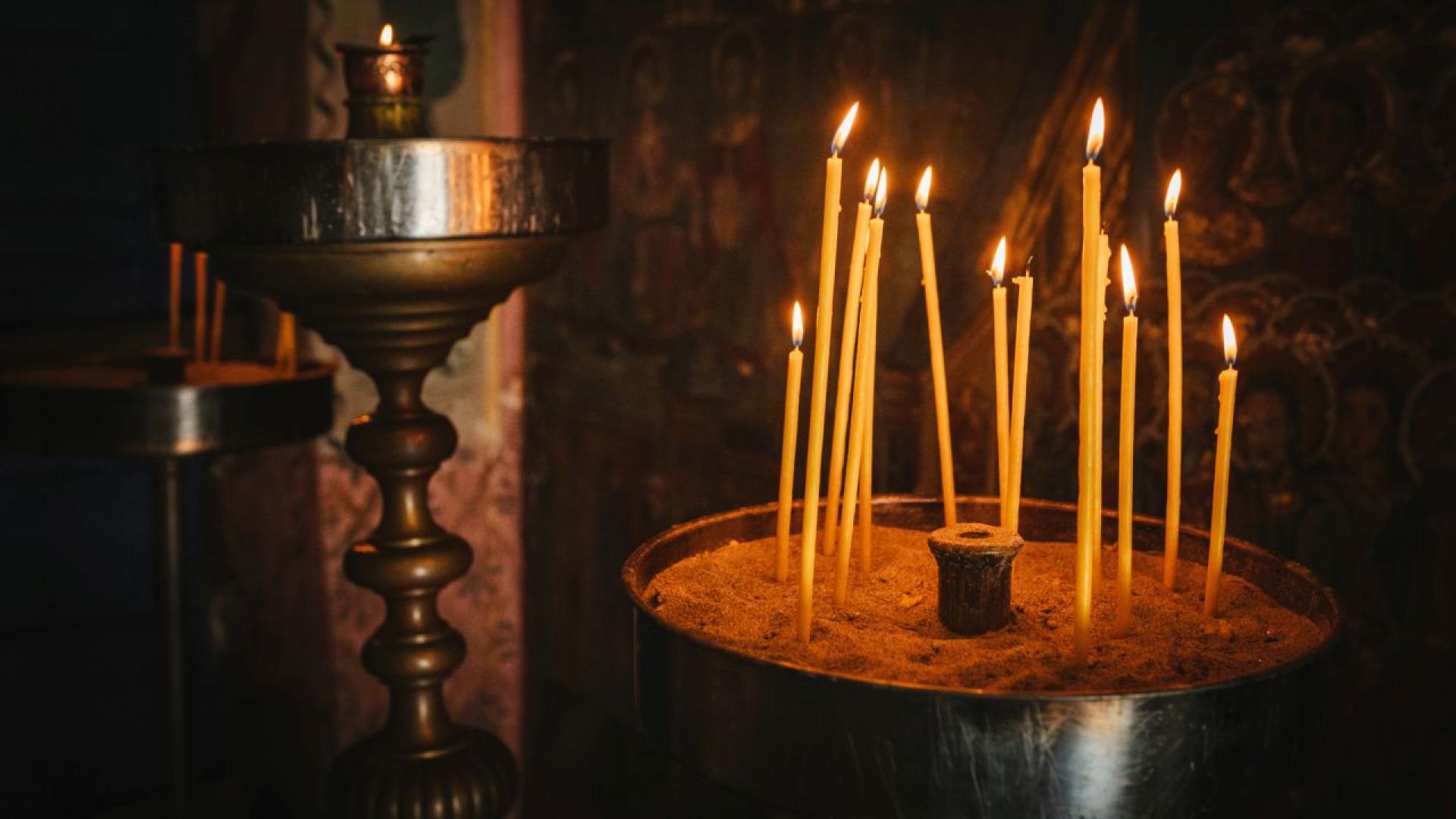 Черешова задушница е съботният ден пред Петдесетница втората Задушница за