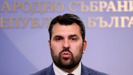 МВнР изрази недоумение за обявената от Радев покана от Тръмп