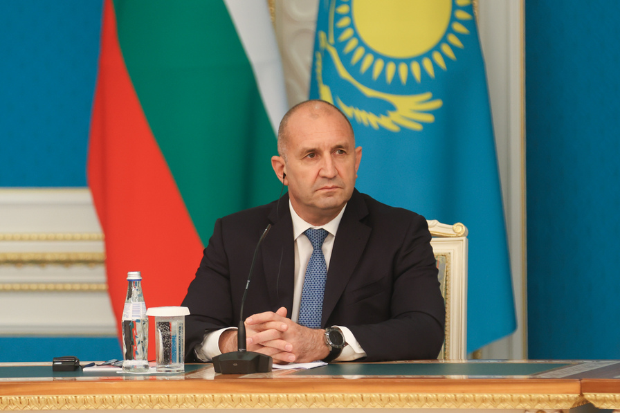 <p>Президентът Румен Радев на официална визита в Казахстан</p>