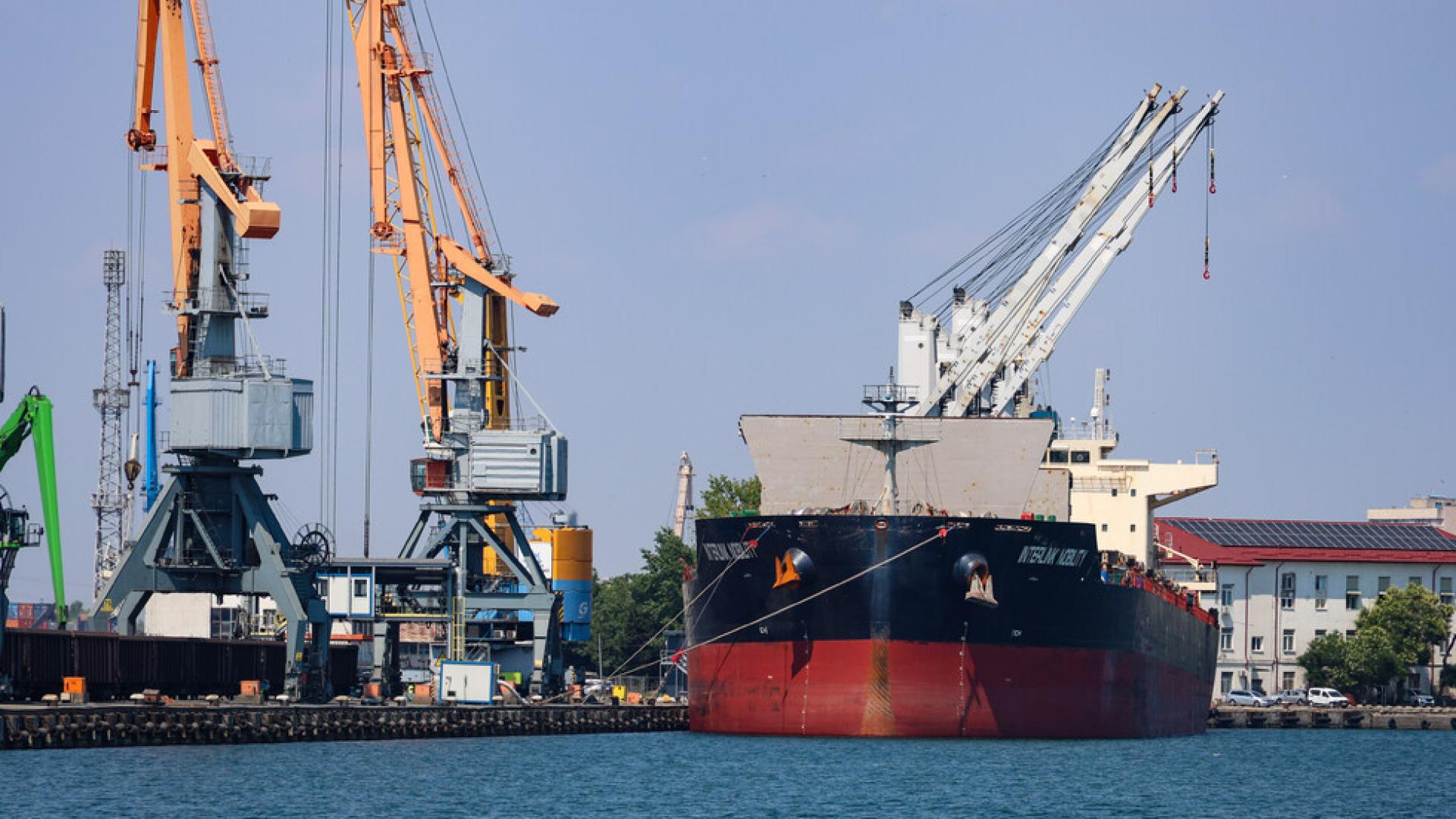 Товарният кораб плаващ под либерийски флаг идващ от Русия който