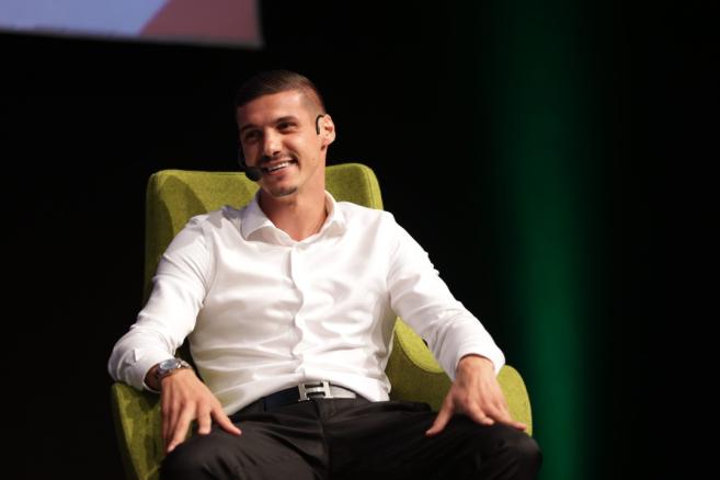  Кирил Десподов 