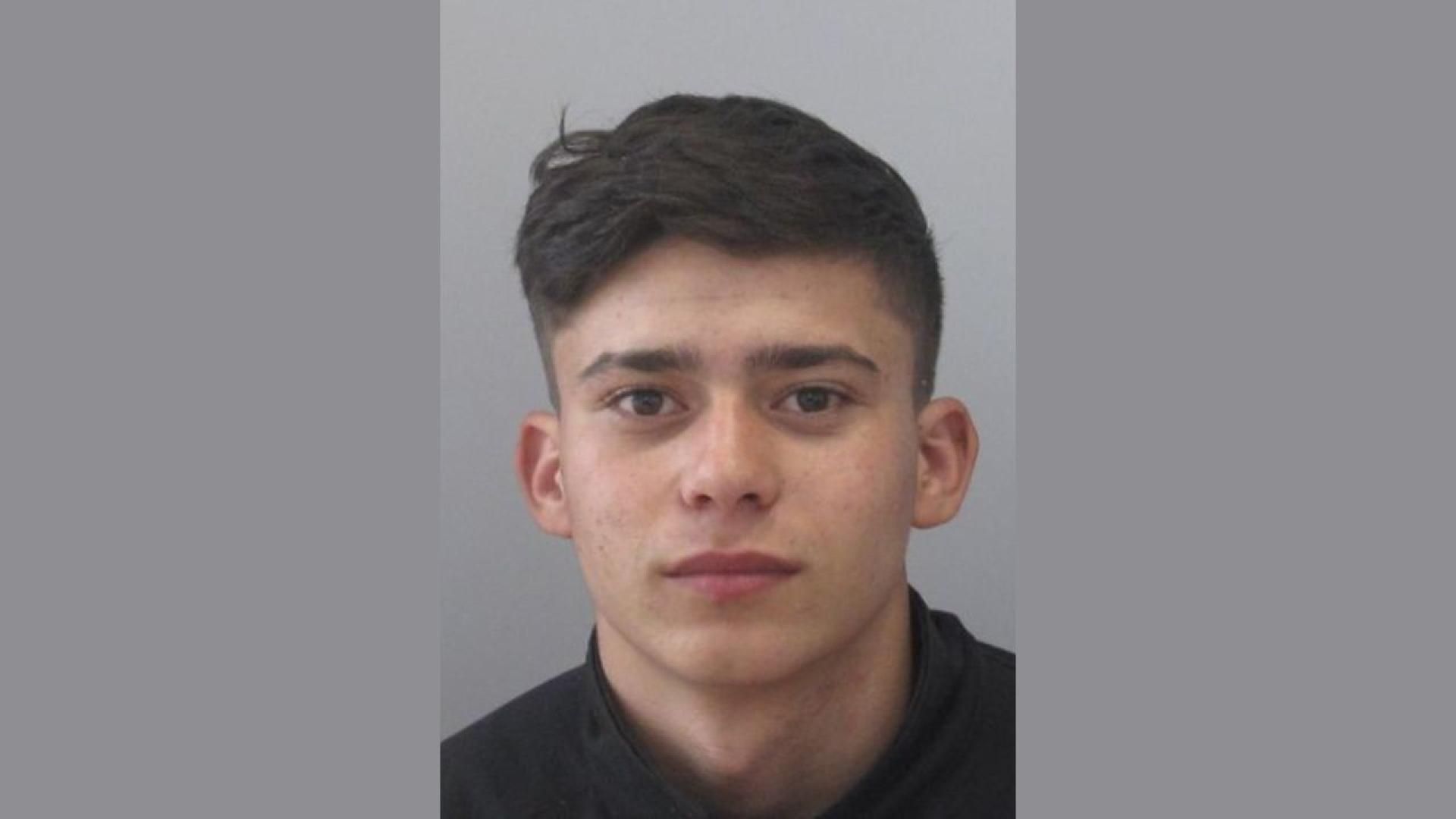 Столичната полиция издирва 16 годишно момче последната информация за него е