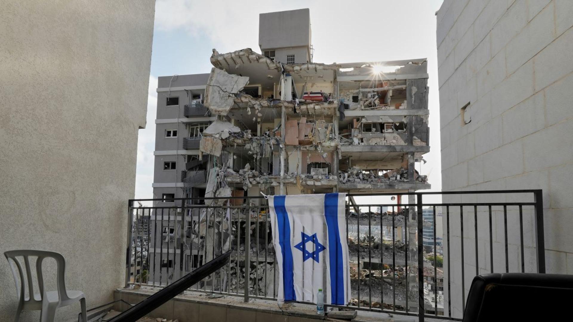 Иранската ракета поразила в неделя градчето Бат Ям южно от