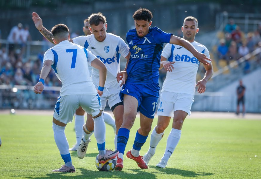 Левски Спартак Плевен1