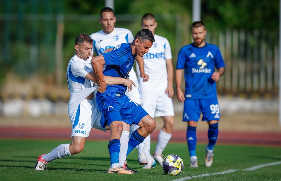 Левски Спартак Плевен1