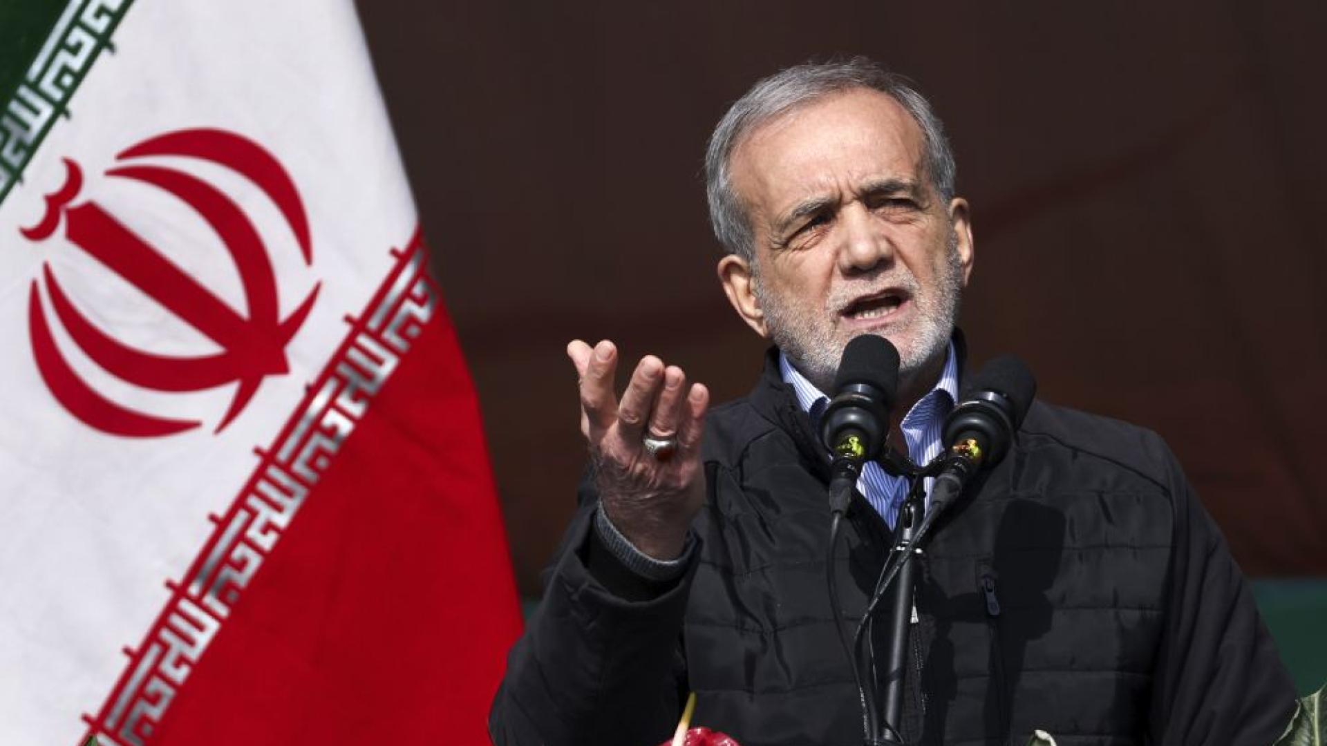 Иранският президент Масуд Пезешкиан замина днес на двудневно посещение в