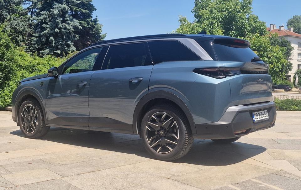 Peugeot 5008 Отговорни на пътя