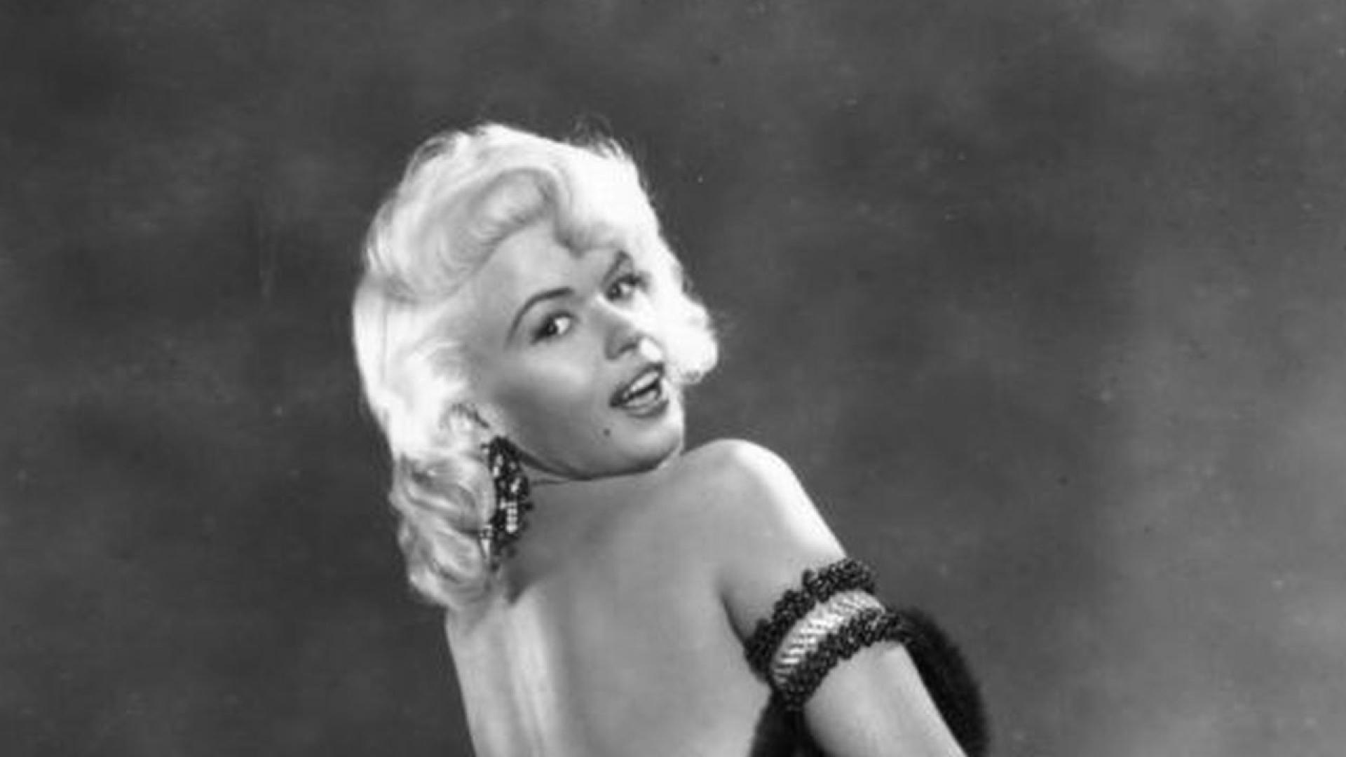 Една от най бляскавите и скандални сцени в историята на шоубизнеса