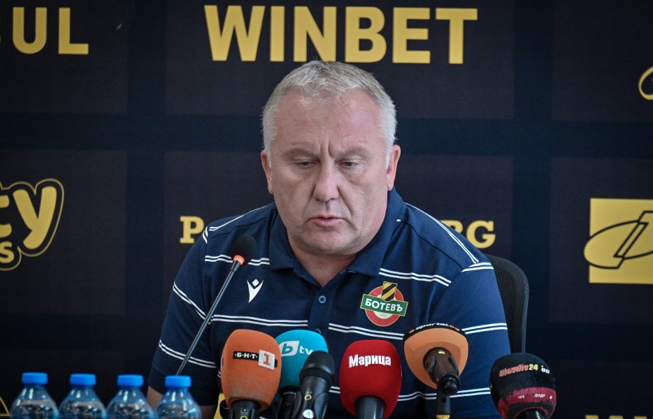 Ботев Пловдив представи Николай Киров1