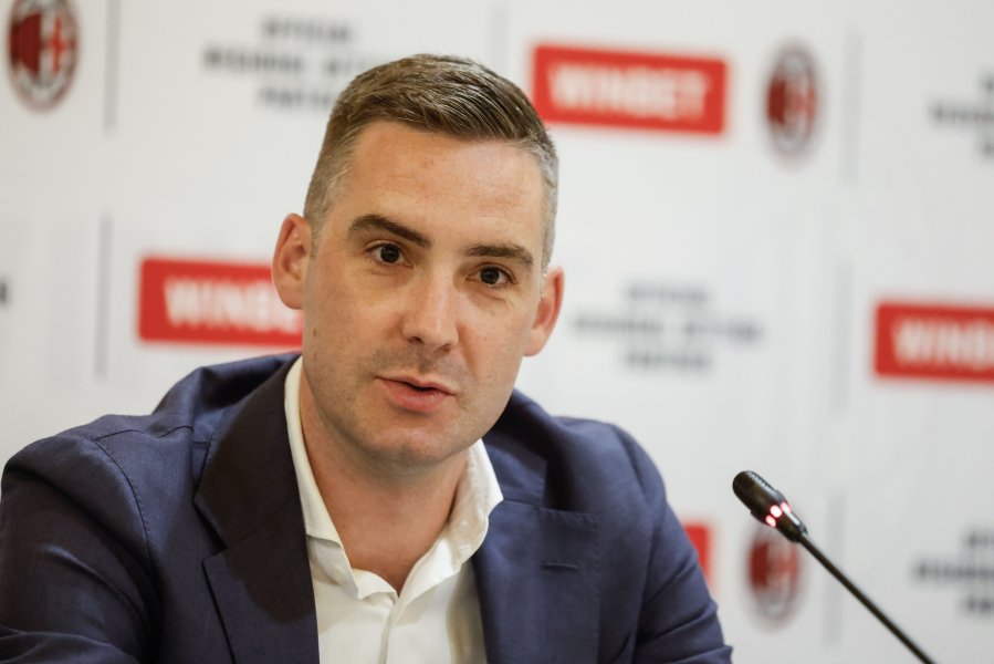 Партньорство на Winbet с Милан и Алберто Костакурта1