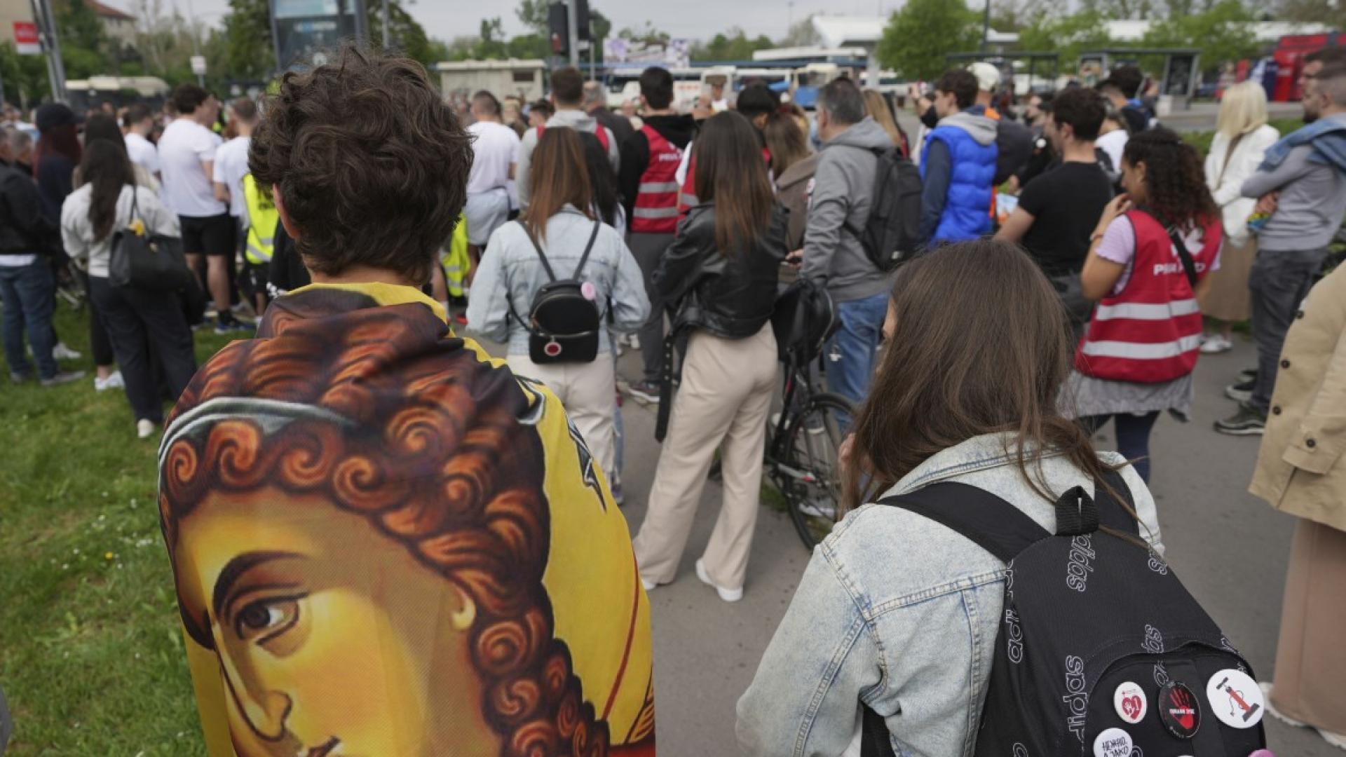 Студенти от факултета в Нови Сад блокираха в двете посоки
