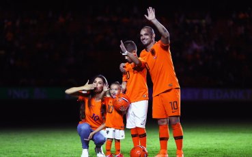 Синът на Уесли Снайдер с първи професионален договор