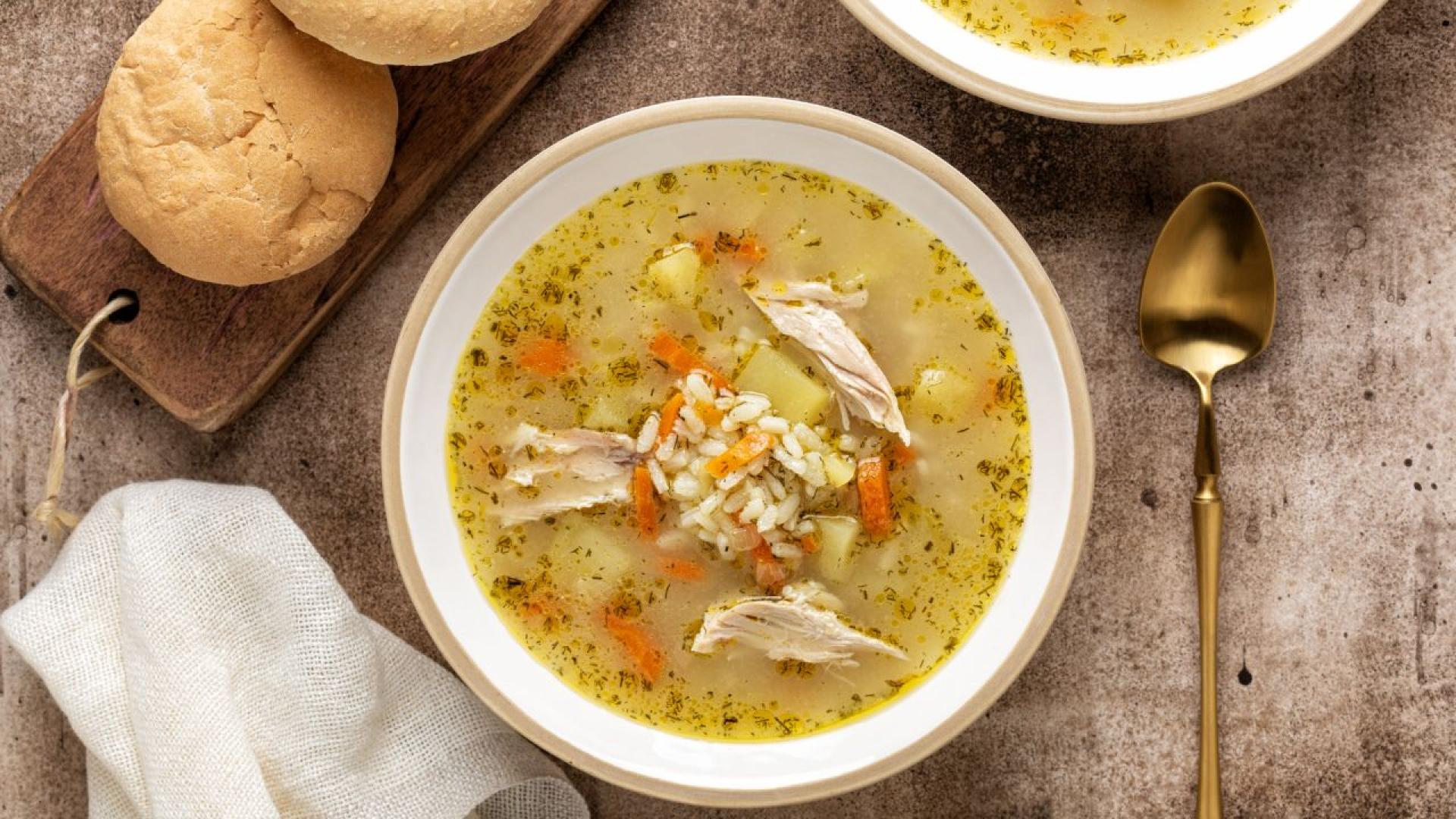 Впродължение на поколения пилешката супа е предпочитано лекарство за хора които се