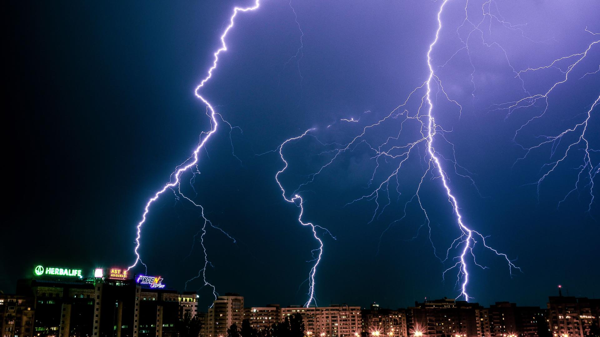 Жена на 49 години загина днес след като покривът на