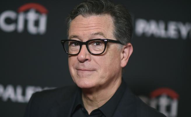 Спират „Късното шоу на Стивън Колбер“