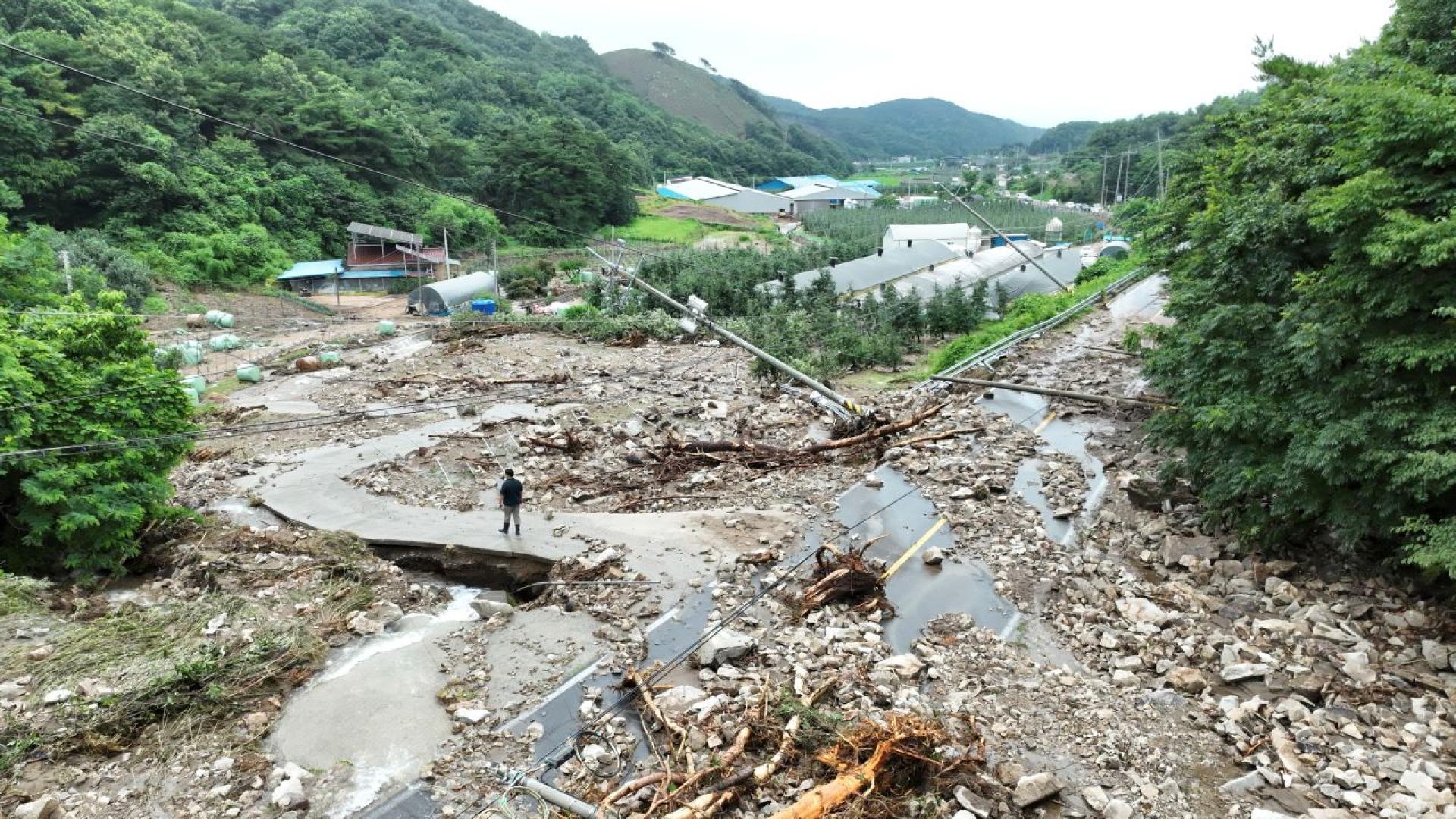 Над седем хиляди души са били евакуирани в Южна Корея
