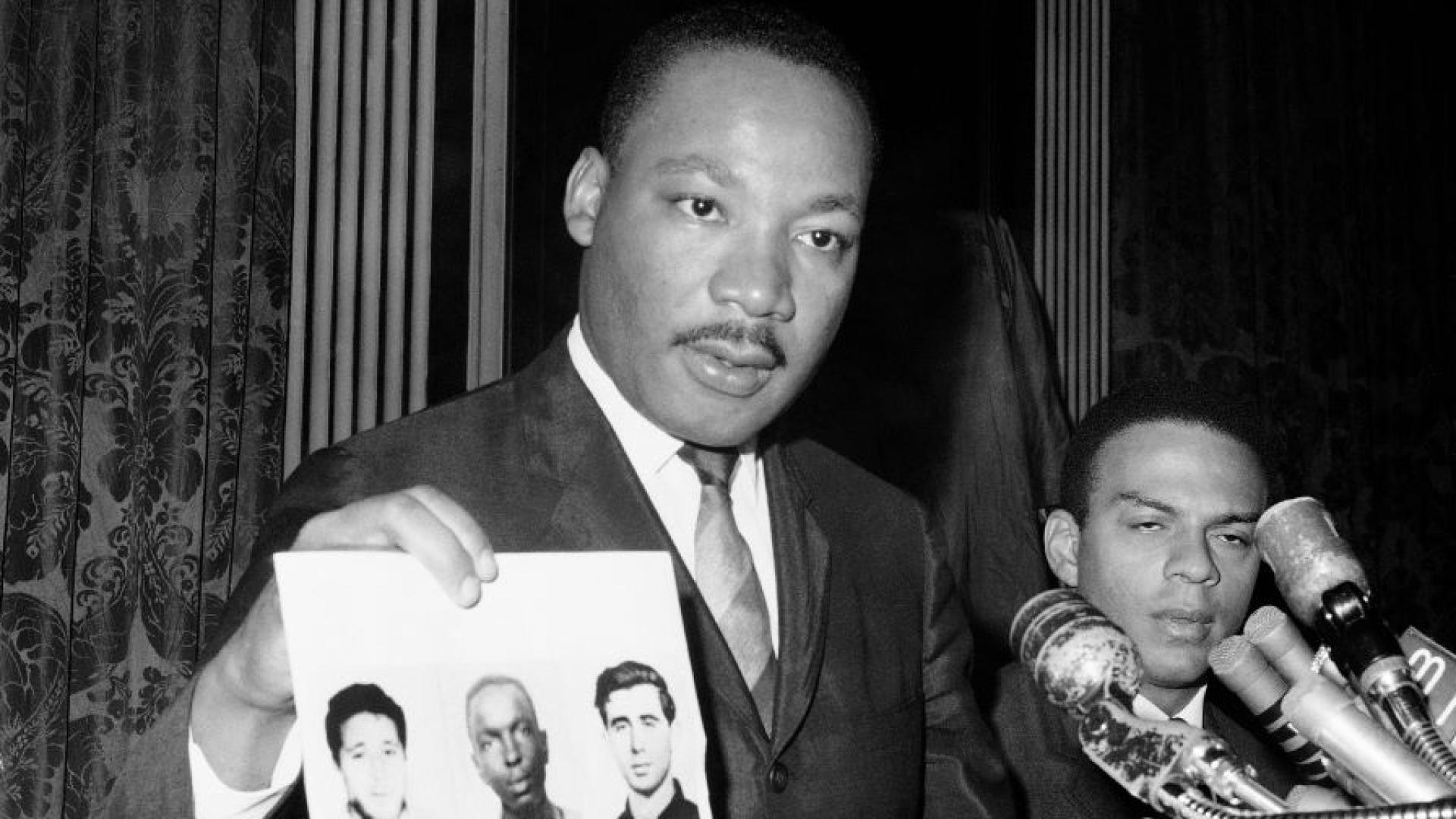 Администрацията на президента на САЩ Доналд Тръмп публикува над 230