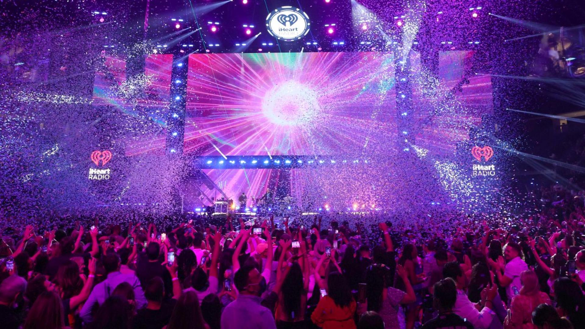 Изпълнителният директор на отдел Човешки ресурси на Astronomer за която се