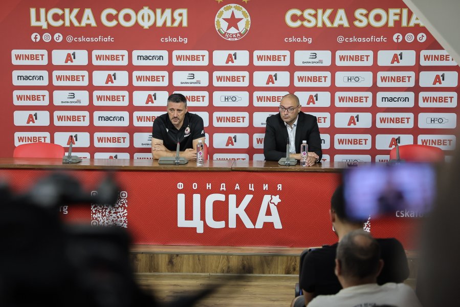 Пресконференция на Душан Керкез1