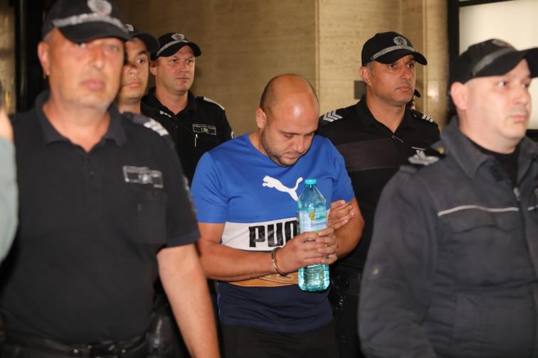 Гледат мярката на задържания за умишления палеж във Велико Търново