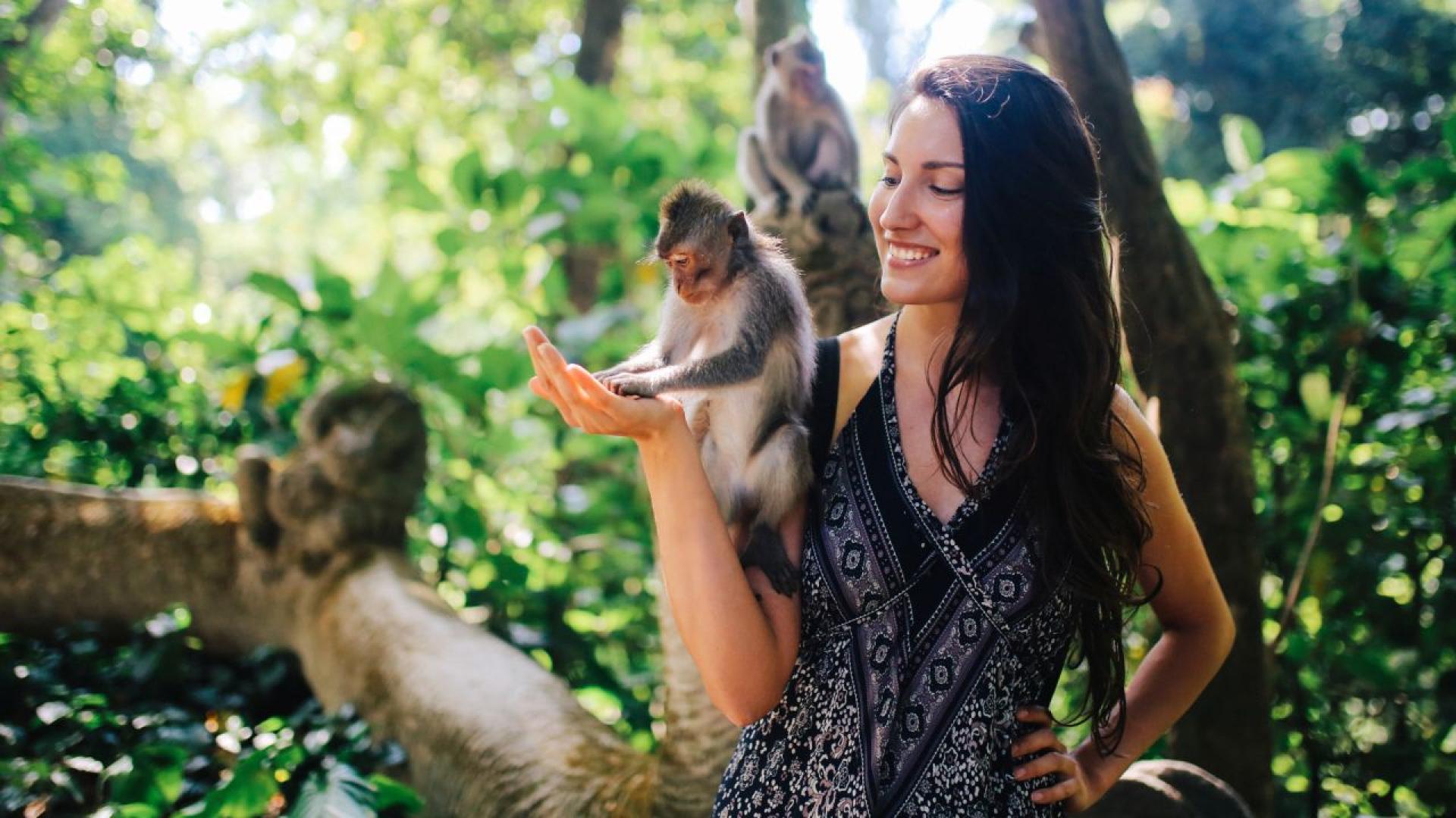 Ведин свят изпълнен с невъобразими детски истории разказът за оцеляването