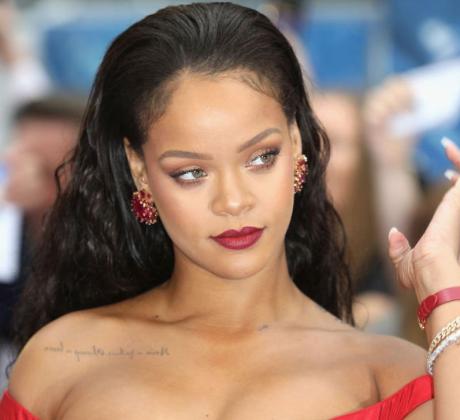 Светът на музиката и модата има повод за радост –