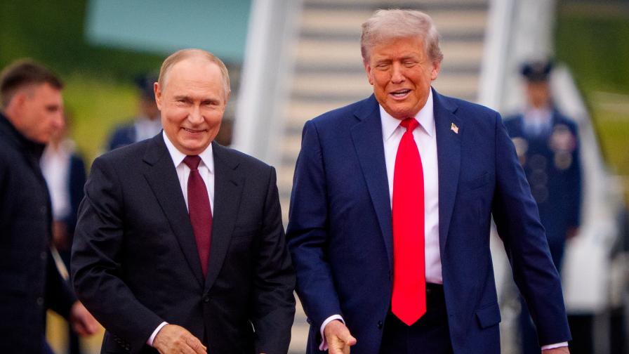 <p>Тръмп: <strong><span style="color:#ff0000;">Ние сме №1, Русия е №2 в света</span></strong> и това е голяма работа</p>