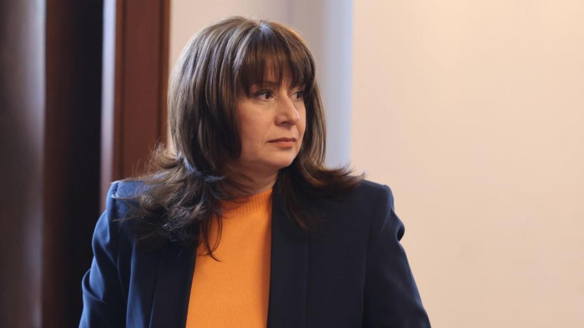 Омбудсманът на страната Велислава Делчева ще внесе в парламента искане