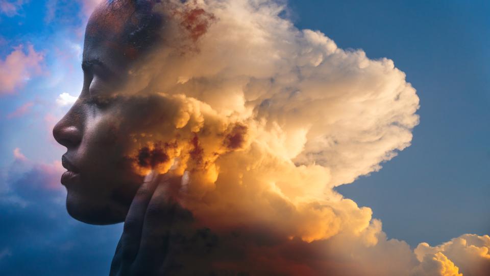 Случвало ли ви се е да легнете в леглото, а