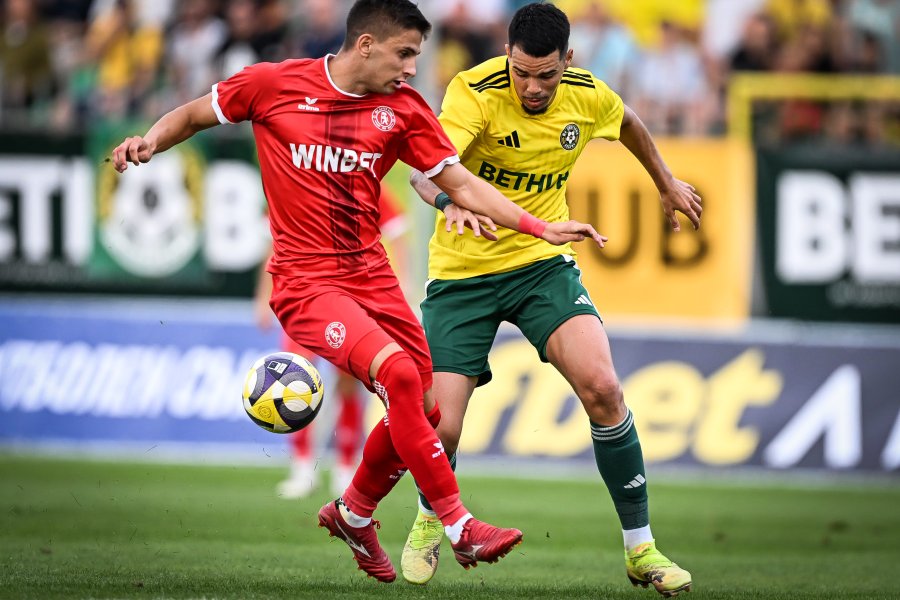 Добруджа Ботев Враца1