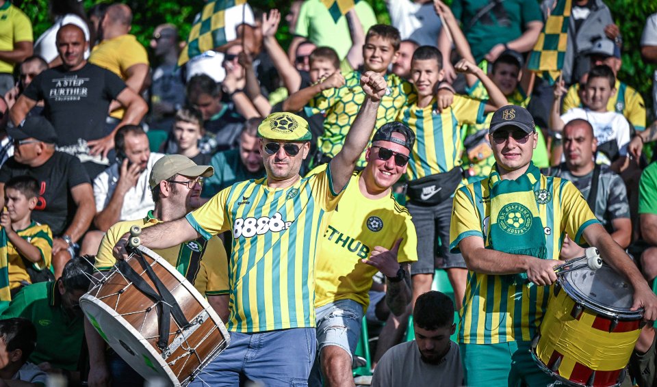 Добруджа Ботев Враца1