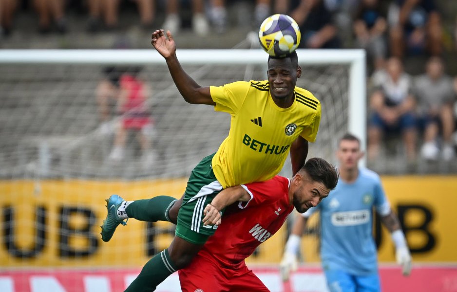 Добруджа Ботев Враца1