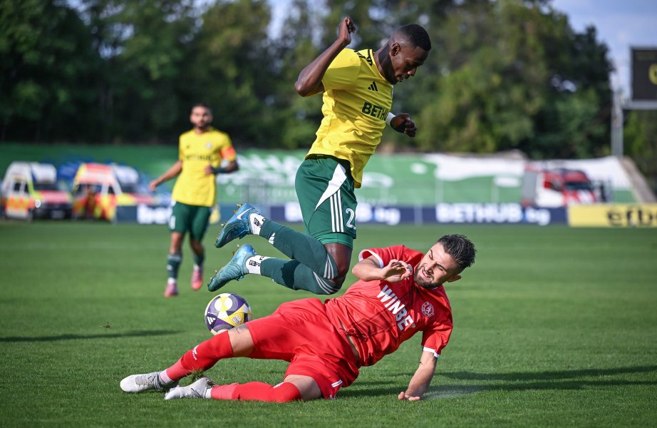 Добруджа Ботев Враца1