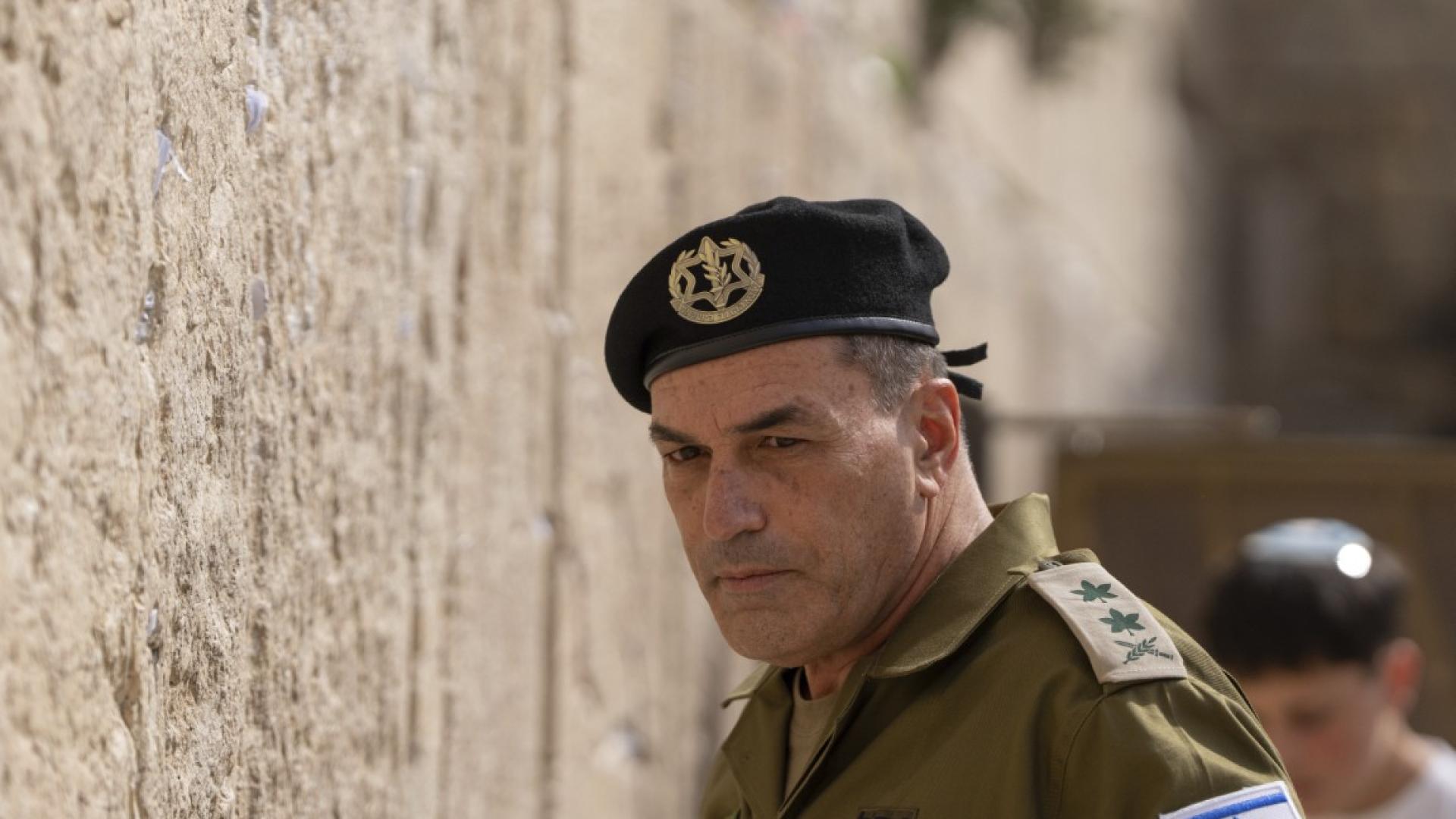 Началникът на израелския Генерален щаб Еял Замир засили предупрежденията си