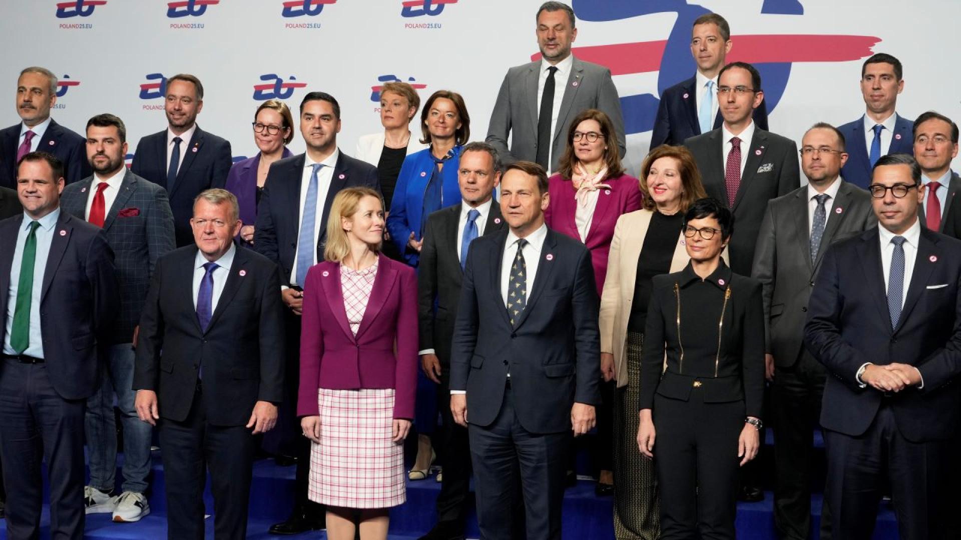 Външните министри от Европейския съюз ще се изправят днес в