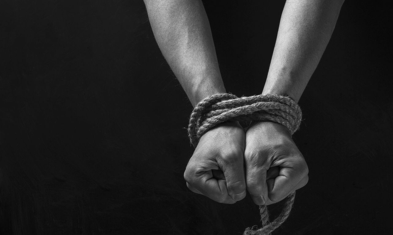 "Куршум прониза черепа ми": Ужасната история на оцелял от отвличане в Танзания